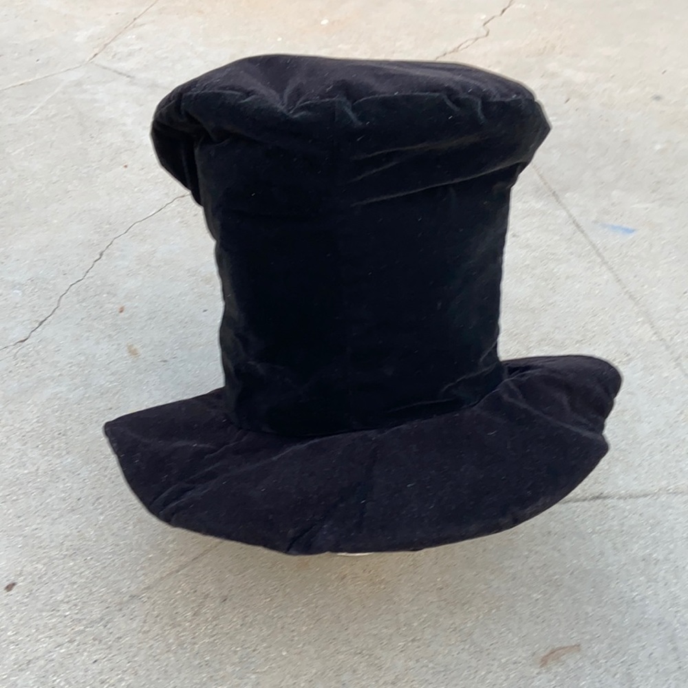 Mad hatter black velvet Fantasy Hat Collection